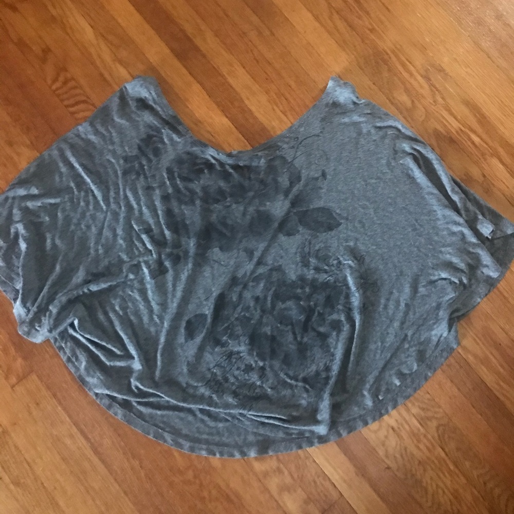 Loose fitting Tee